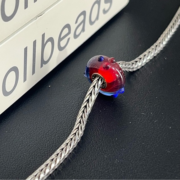 Trollbeads Retired Blue Flower Bud- 61328 - Picture 3 of 8